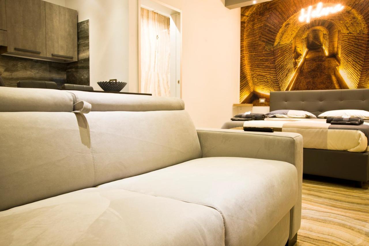 Suite Napoli Sotterranea Con Vasca Idromassaggio Bagian luar foto