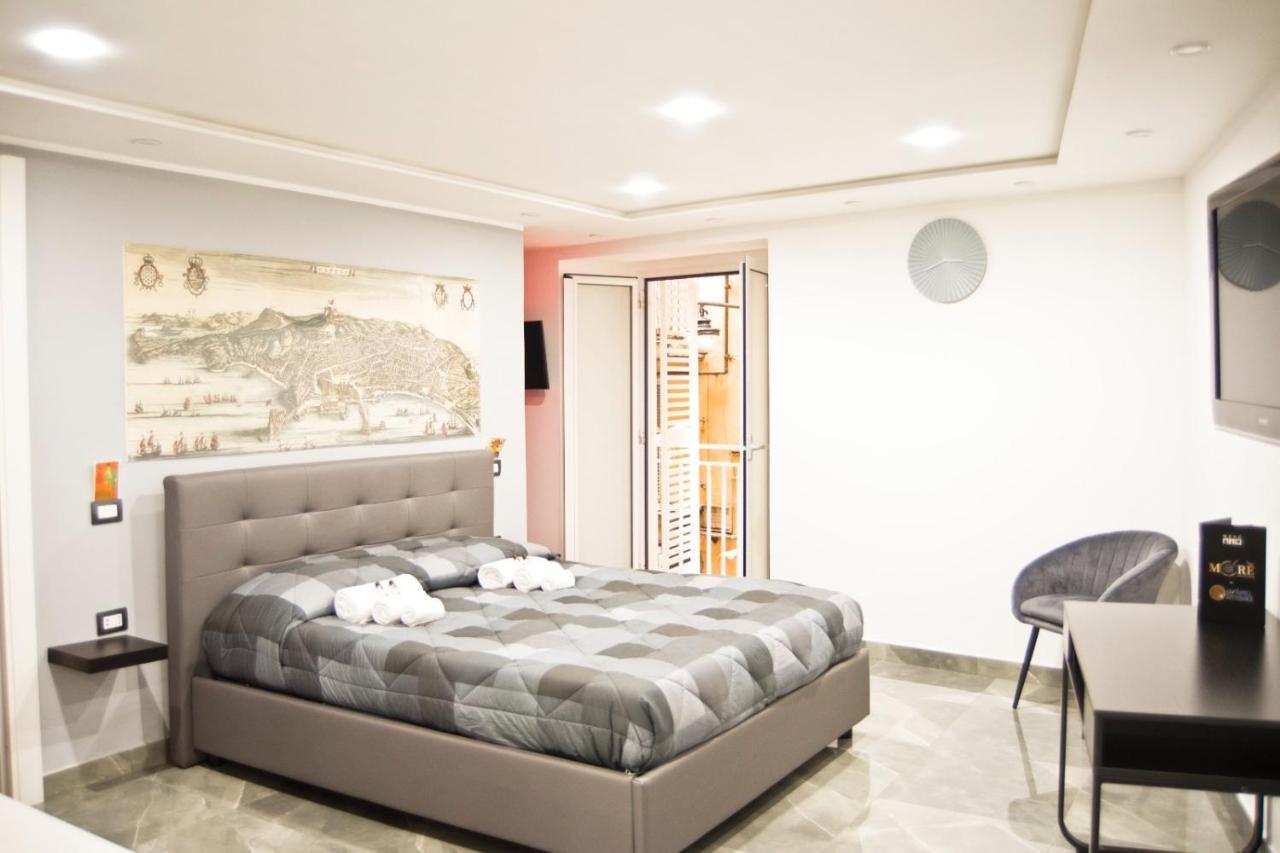 Suite Napoli Sotterranea Con Vasca Idromassaggio Bagian luar foto